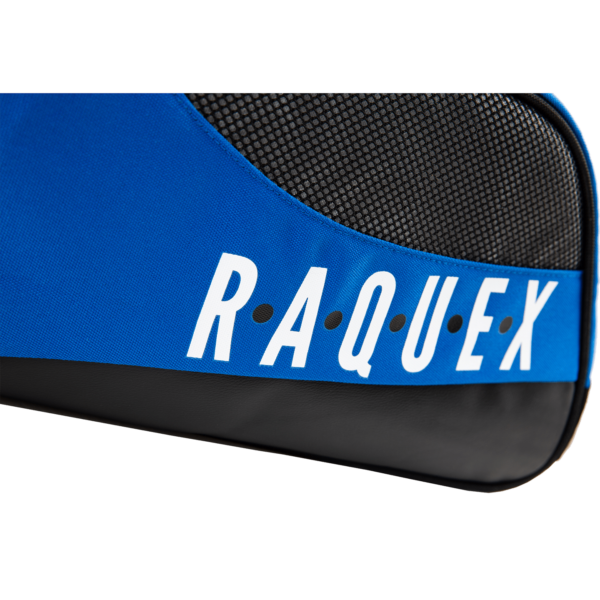 a close vie of the Raquex logo on the blue Raquex racquet bag with shoulder strap